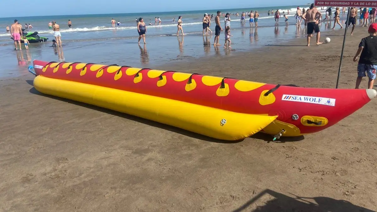 Banana boat Mar del Plata.