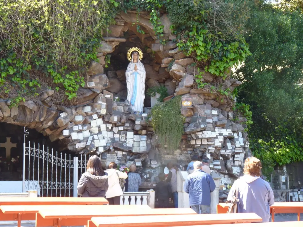 Gruta Lourdes Mar del Plata